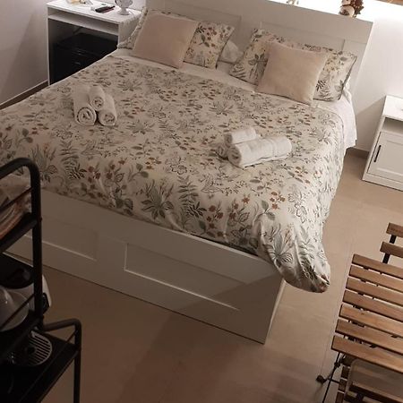 Il Cortiletto Apartment Bari Exterior foto